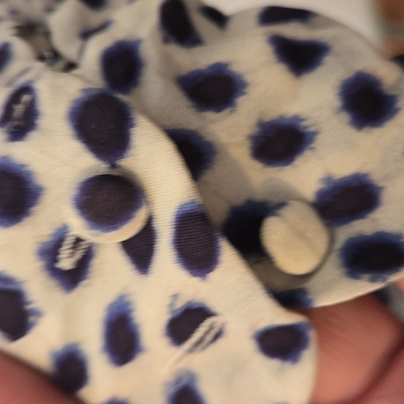 VICTOR by Victor Alfaro Size 22 Blu & Black dotted 100% Silk Blouse - Picture 4 of 8